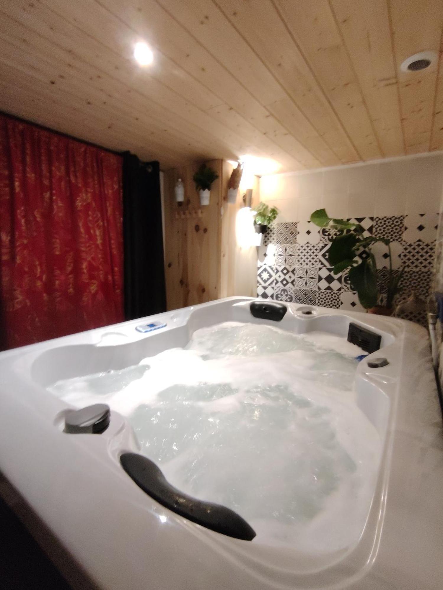Sweet Loft Grenoble-love Avec Jacuzzi & Sauna Apartment